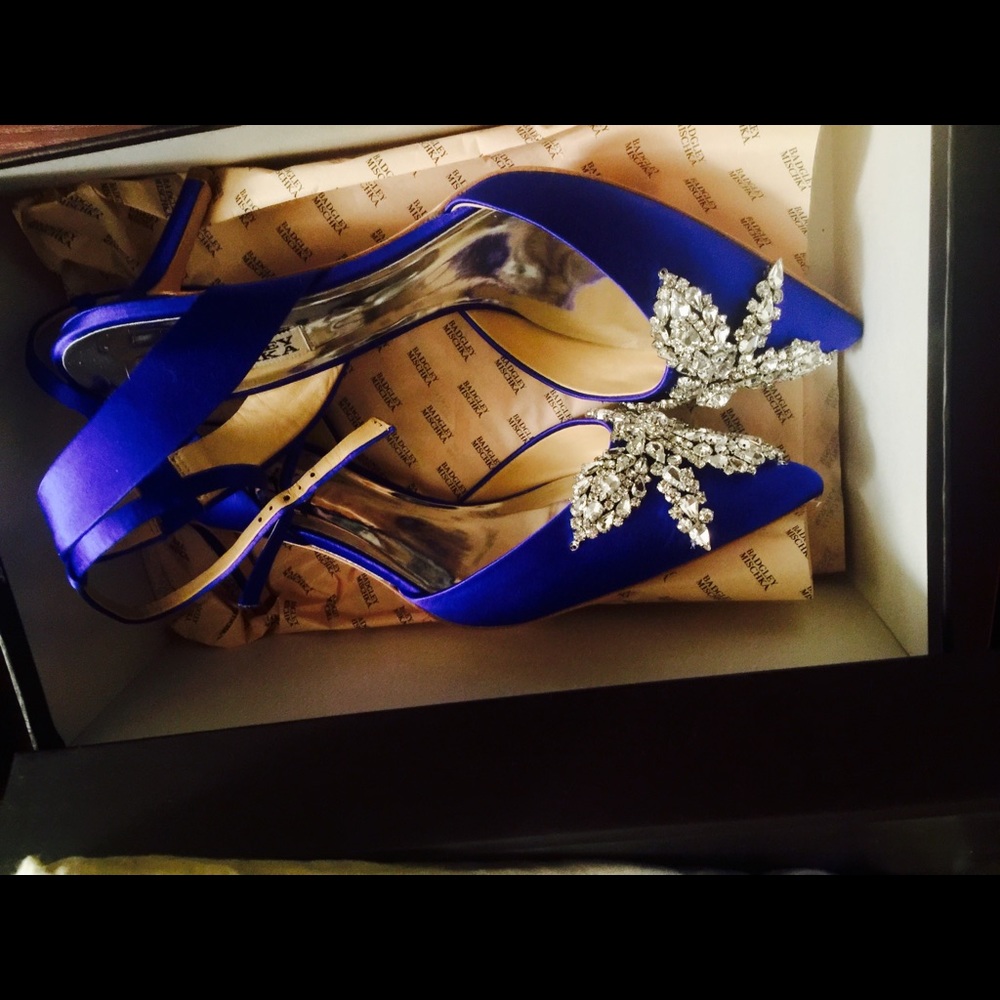Badgley Mischka blue satin crystal pumps